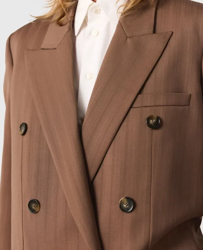 Blazer oversize à double boutonnage et fines rayures Blazer oversize à double boutonnage et fines rayures