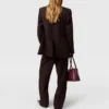 Blazer à revers en pointe et boutonnage simple