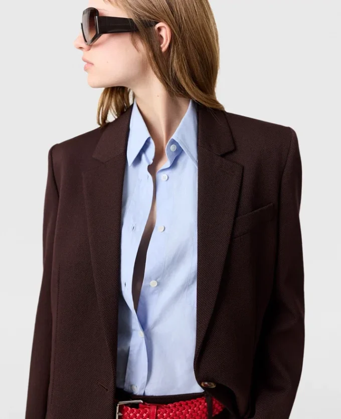 Blazer à revers en pointe et boutonnage simple