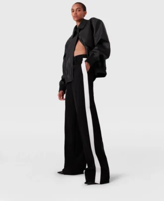 Pantalon droit à taille basse et rayures Pantalon droit à taille basse et rayures