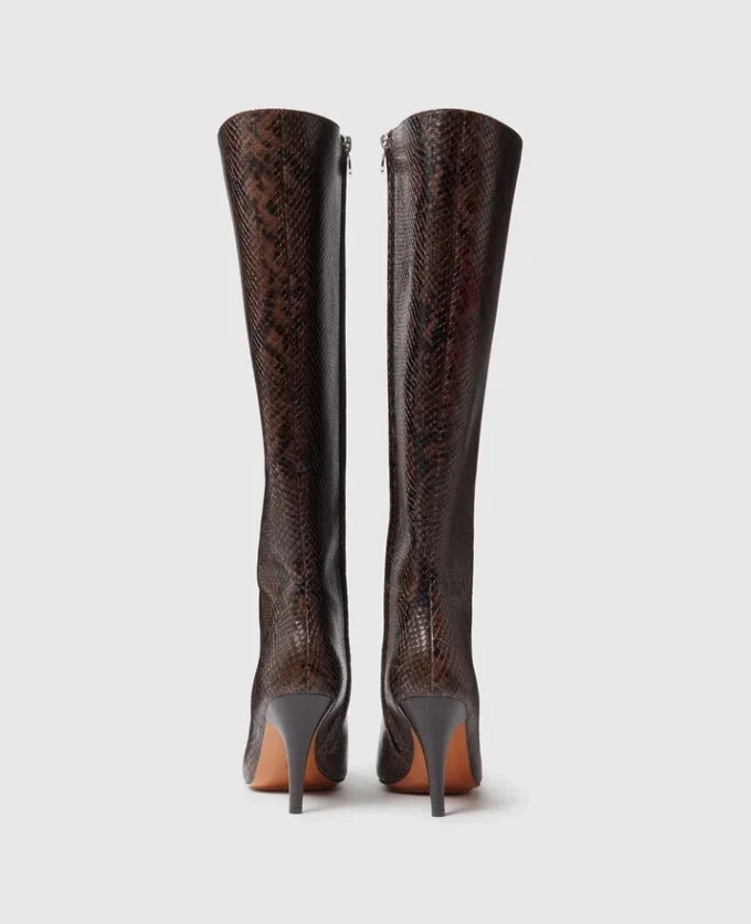 Bottes à talons aiguilles en cuir verni à bout carré et à hauteur du genou Bottes à talons aiguilles en cuir verni à bout carré et à hauteur du genou