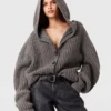 Cardigan épais à capuche et côtes Cardigan épais à capuche et côtes