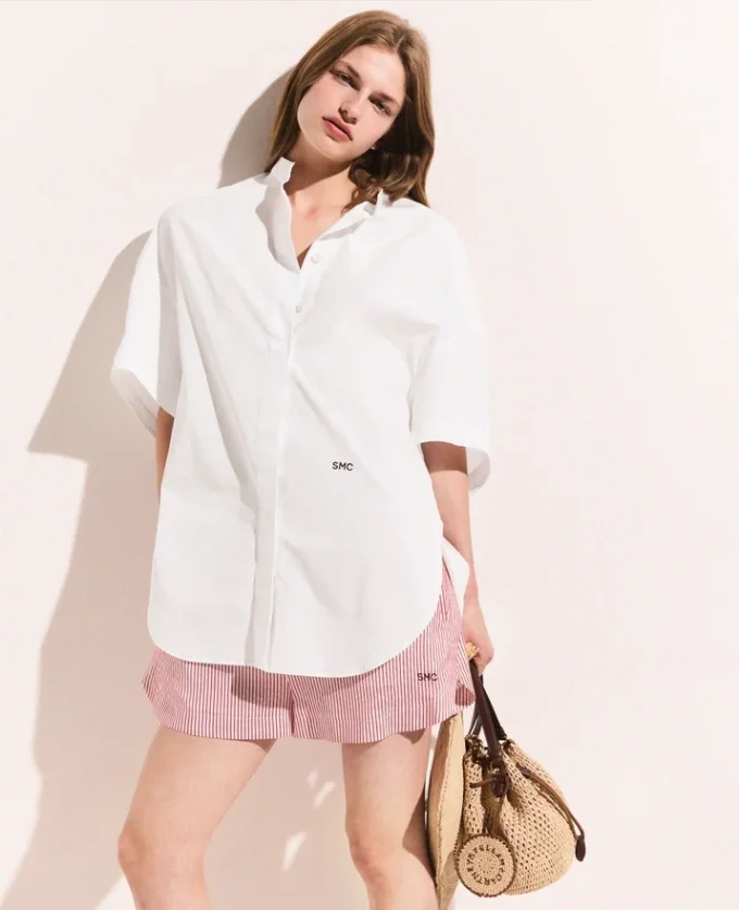 Chemise à manches courtes et empiècements Chemise à manches courtes et empiècements