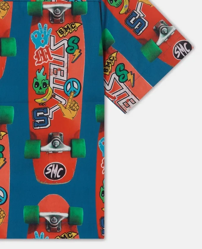 Chemise à manches courtes imprimée skateboard