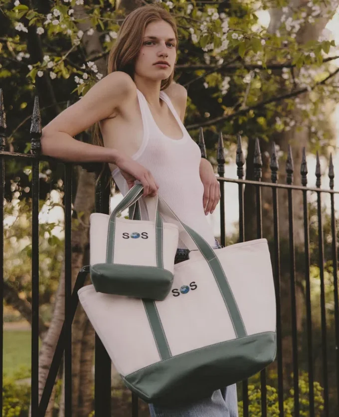 Grand sac fourre-tout brodé SOS
