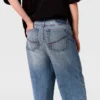 Jean délavé à taille haute et jambes larges Jean délavé à taille haute et jambes larges