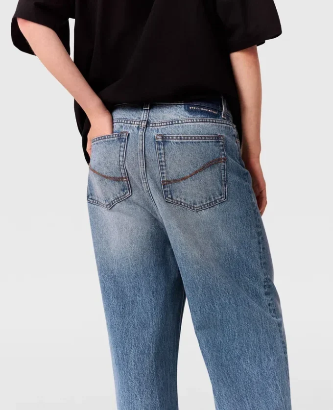 Jean délavé à taille haute et jambes larges Jean délavé à taille haute et jambes larges
