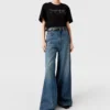 Jean droit taille haute Jean droit taille haute
