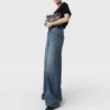 Jean droit taille haute Jean droit taille haute