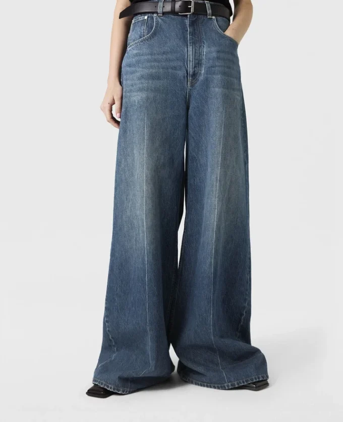 Jean droit taille haute Jean droit taille haute