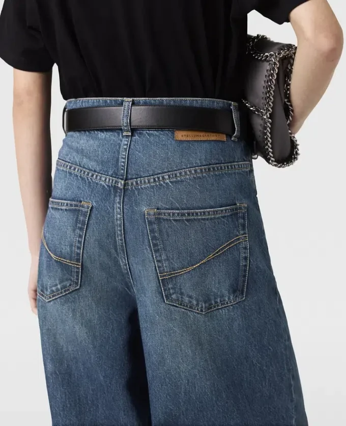 Jean droit taille haute Jean droit taille haute