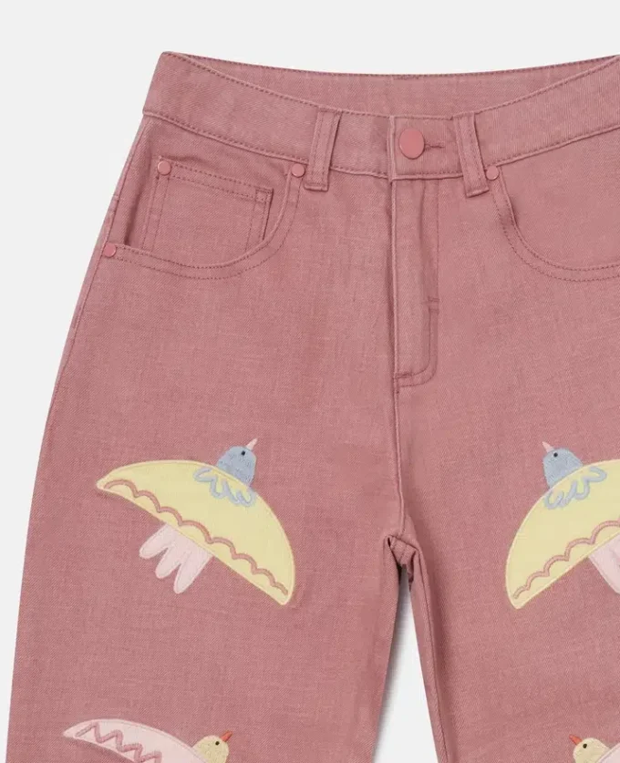 Jean en denim brodé de colombes