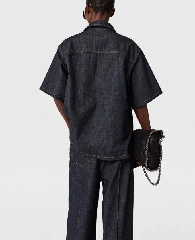 Jean à jambes larges et empiècements en satin Jean à jambes larges et empiècements en satin