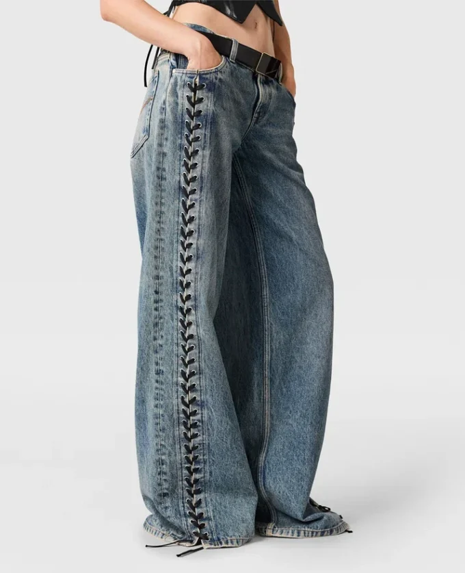 Jean à jambes larges et lacets Jean à jambes larges et lacets