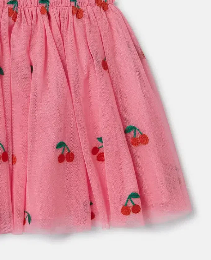 Jupe en tulle brodée de cerises