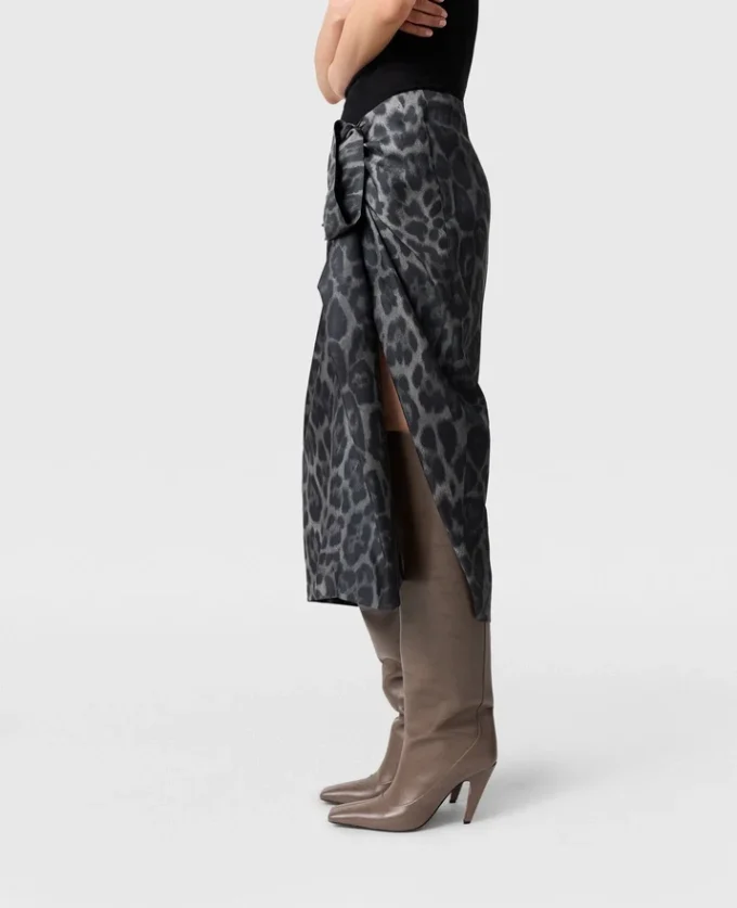 Jupe midi asymétrique nouée à imprimé léopard Jupe midi asymétrique nouée à imprimé léopard