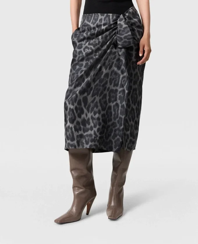 Jupe midi asymétrique nouée à imprimé léopard Jupe midi asymétrique nouée à imprimé léopard