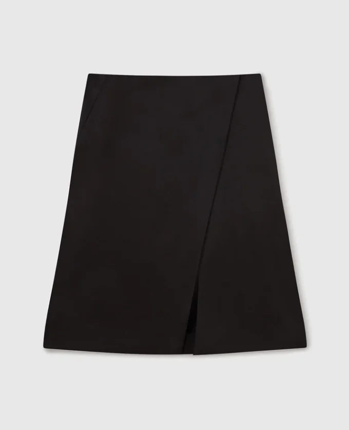 Jupe midi en satin ajustée Jupe midi en satin ajustée