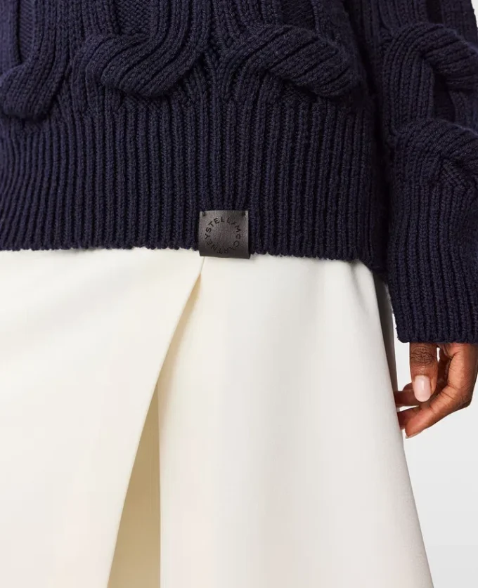 Jupe midi en satin ajustée Jupe midi en satin ajustée