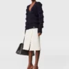 Jupe midi en satin ajustée Jupe midi en satin ajustée