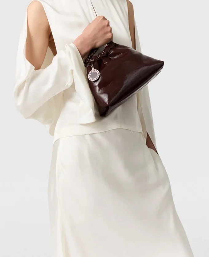 Jupe midi en satin à ourlet arrondi Jupe midi en satin à ourlet arrondi