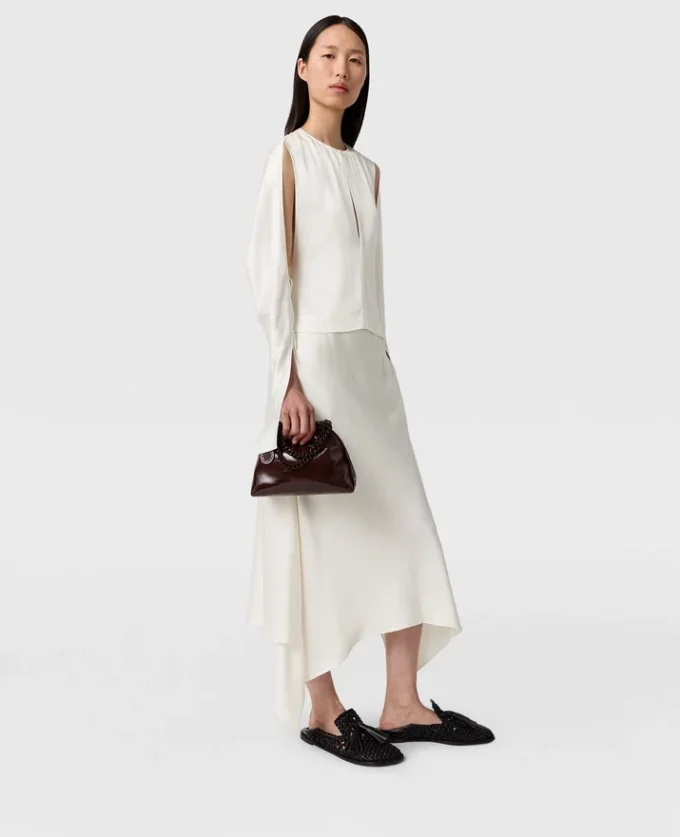 Jupe midi en satin à ourlet arrondi Jupe midi en satin à ourlet arrondi