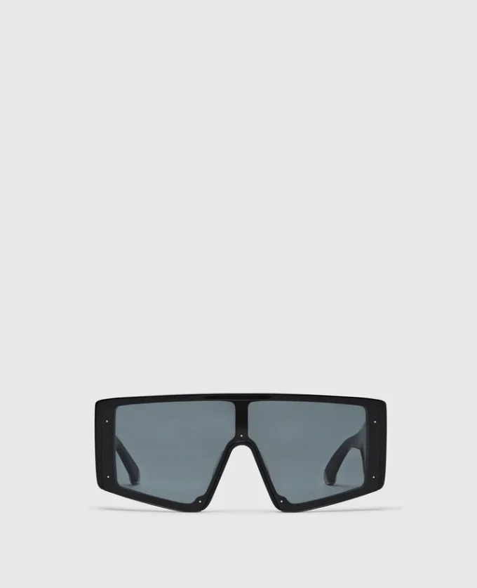 Lunettes de soleil carrées translucides