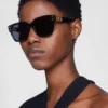 Lunettes de soleil géométriques