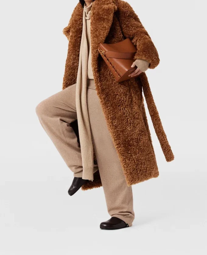 Manteau Teddy en peluche avec ceinture Manteau Teddy en peluche avec ceinture