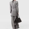 Mini-robe blazer à double boutonnage et fines rayures Mini-robe blazer à double boutonnage et fines rayures