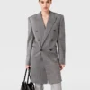 Mini-robe blazer à double boutonnage et fines rayures Mini-robe blazer à double boutonnage et fines rayures