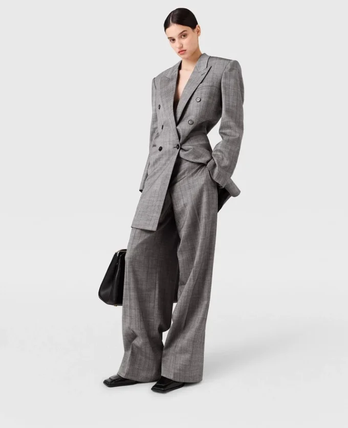 Mini-robe blazer à double boutonnage et fines rayures Mini-robe blazer à double boutonnage et fines rayures