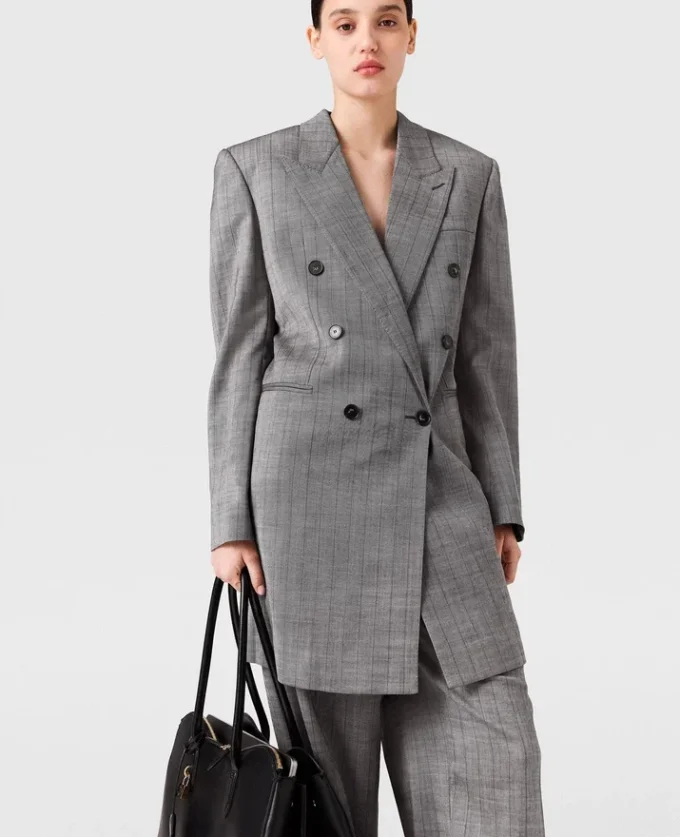 Mini-robe blazer à double boutonnage et fines rayures Mini-robe blazer à double boutonnage et fines rayures