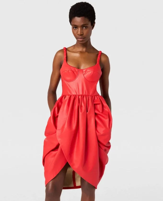 Mini-robe bustier froncée et enveloppante Mini-robe bustier froncée et enveloppante