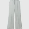 Pantalon botcut taille moyenne Pantalon botcut taille moyenne