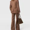 Blazer oversize à double boutonnage et fines rayures Blazer oversize à double boutonnage et fines rayures