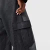 Pantalon cargo ample à empiècements