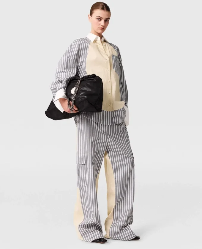 Pantalon cargo oversize à rayures mixtes Pantalon cargo oversize à rayures mixtes