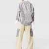 Pantalon cargo oversize à rayures mixtes Pantalon cargo oversize à rayures mixtes