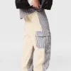 Pantalon cargo oversize à rayures mixtes Pantalon cargo oversize à rayures mixtes