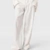 Pantalon droit à plis imprimé serpent Pantalon droit à plis imprimé serpent