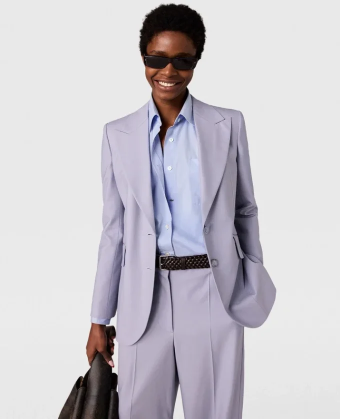 Blazer à revers en pointe et boutonnage simple