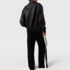 Pantalon droit à taille basse et rayures Pantalon droit à taille basse et rayures