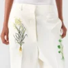 Pantalon droit taille basse à motif floral Pantalon droit taille basse à motif floral