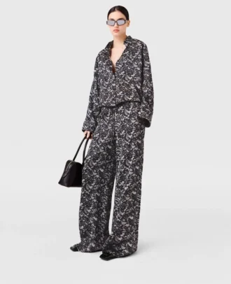 Pantalon oversize à cordon coulissant et imprimé dentelle Pantalon oversize à cordon coulissant et imprimé dentelle