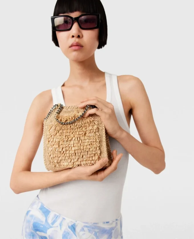 Petit sac fourre-tout en raphia Falabella
