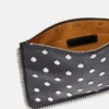 Pochette à fermeture éclair cloutée Falabella Pochette à fermeture éclair cloutée Falabella