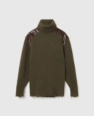 Pull à col roulé et empiècement serpent