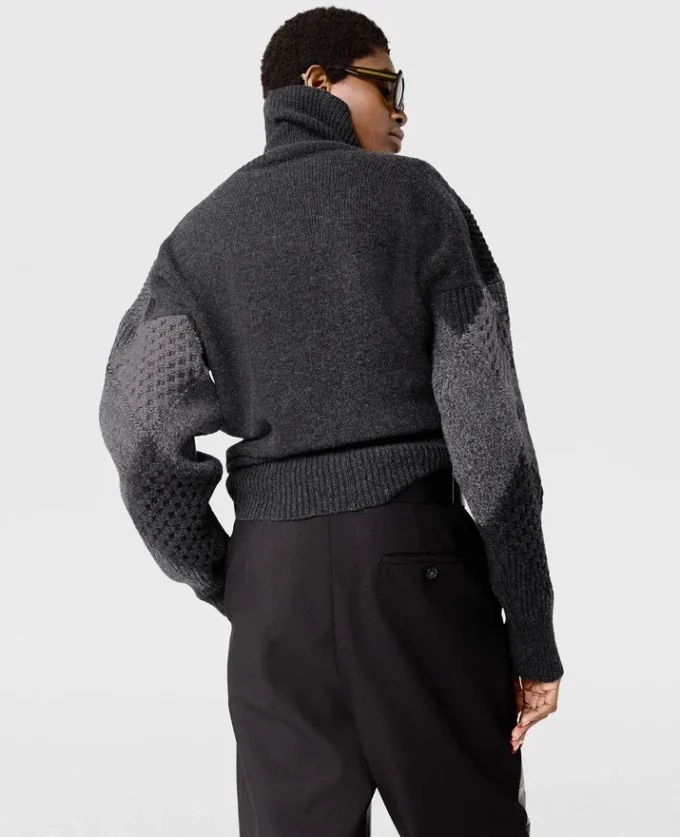 Pull à col roulé et motif argyle