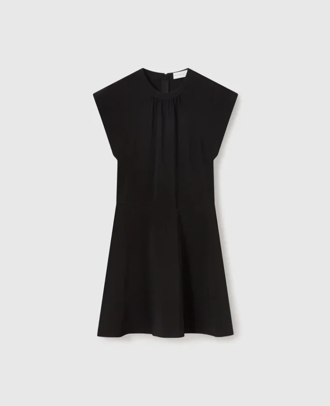 ROBE ROBE